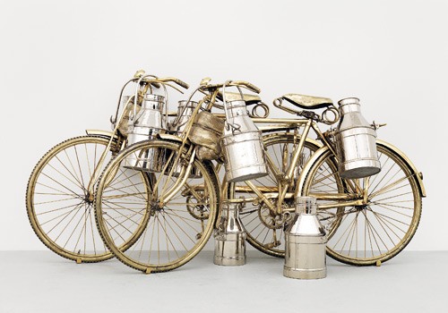 TWO COWS, 2003 – 2008, TWO BICYCLES, BRONZE AND CHROME, 42 × 73 × 18 CM © SUBODH GUPTA, COURTESY THE ARTIST AND HAUSER &amp; WIRTH, PHOTO: STEFAN ALTENBURGER PHOTOGRAPHY ZURICH
